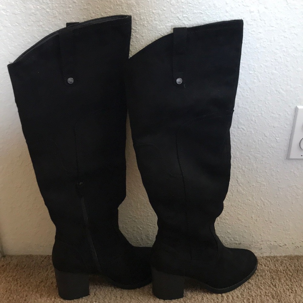 Black knee high boots